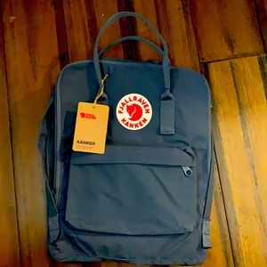 FJALLRAVEN Kanken Bag
